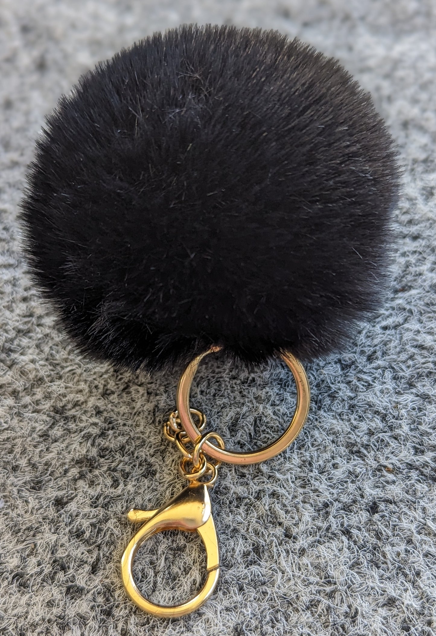 Pompom pynt til veske