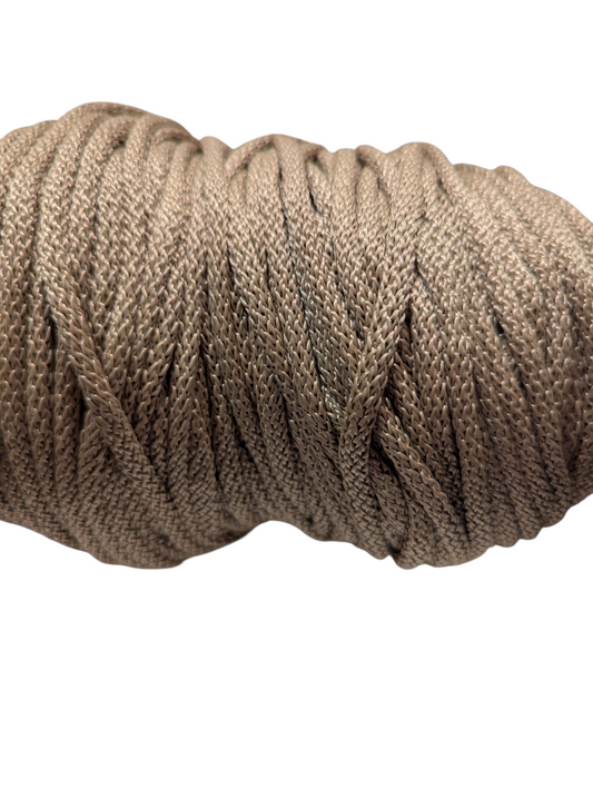 Restegarn 5-6 mm nr.200 ca 70 m